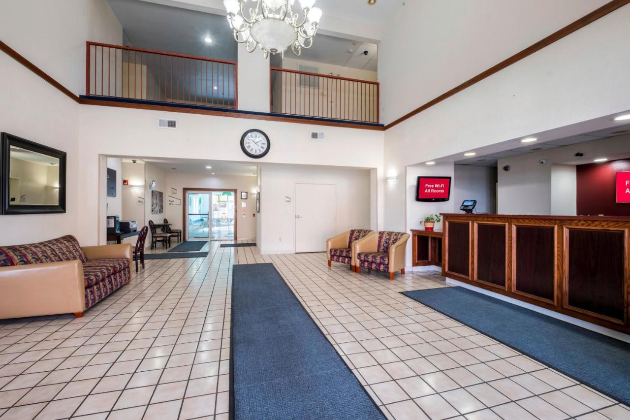 Red Roof Inn St Robert Ft Leonard Wood Saint Robert Exterior photo